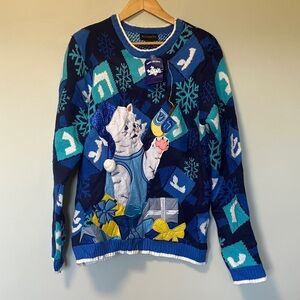 NWT Blizzard Bay Blue and White Cat Sweater